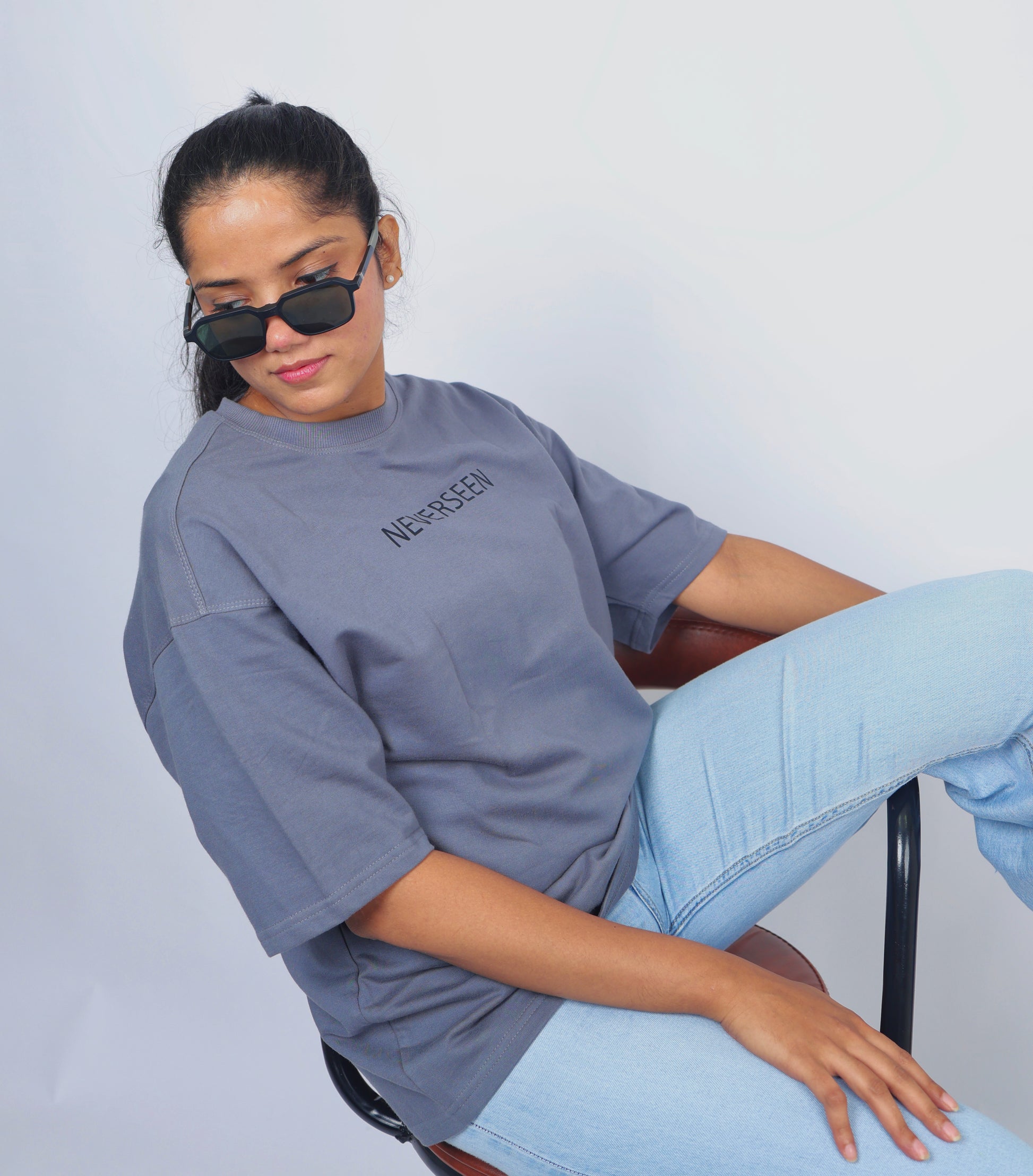 NEVERSEEN Grey "Money" Oversized Graphic T-shirt