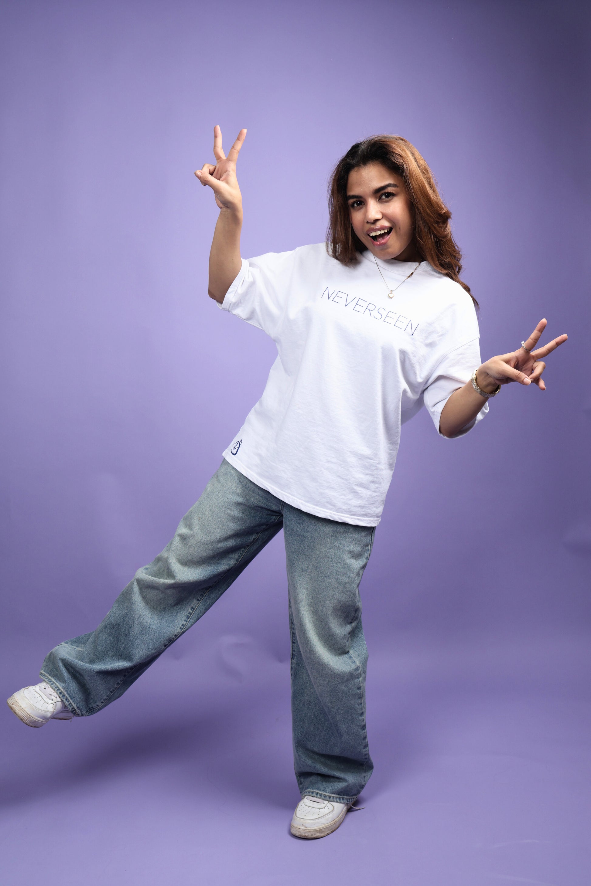 Cosmic Soul – White Oversized T-Shirt | NEVERSEEN®